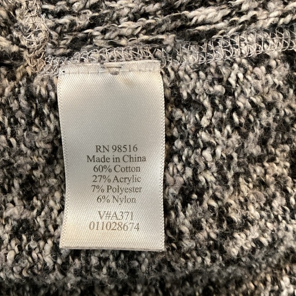 Coldwater Creek, Gray, Black and White Sort Sleeve Oversized Sweater, Size L/XL - Picture 8 of 9